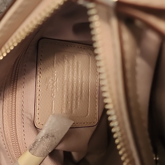 NWT COACH Mini Christi Purse - Picture 6 of 8